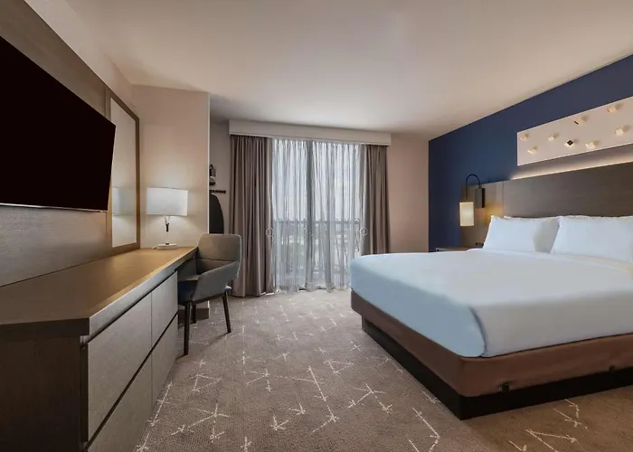 Embassy By Hilton I-44 Hotel 3*
