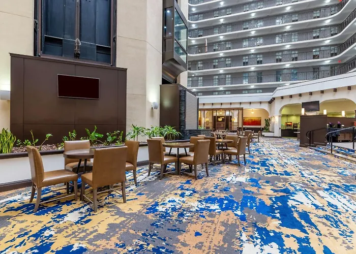 Embassy By Hilton I-44 Hotel