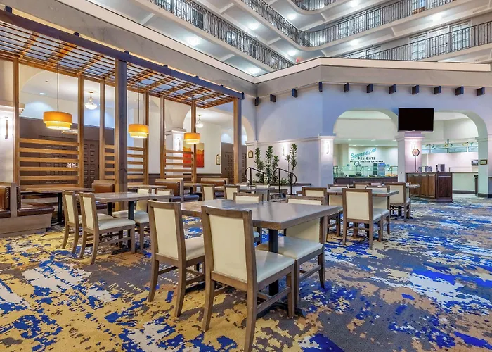 Embassy By Hilton I-44 Hotel 3*