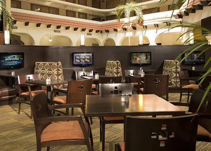 Embassy By Hilton I-44 Hotel 3*